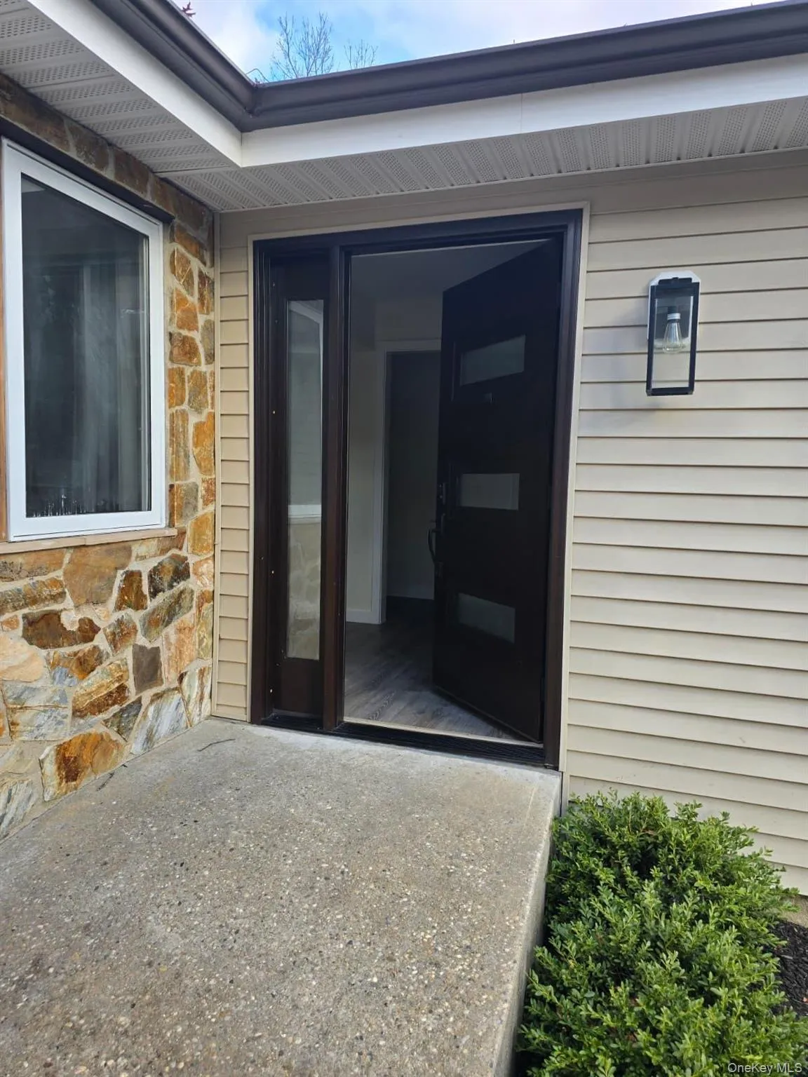 27 Hickory Avenue, Brookhaven, NY, 3 Bedrooms Bedrooms, 6 Rooms Rooms,2 BathroomsBathrooms,Residential,For Rent,Hickory,0,1021469 27 Hickory Avenue, Brookhaven, NY, 3 Bedrooms Bedrooms, 6 Rooms Rooms,2 BathroomsBathrooms,Residential,For Rent,Hickory,0,1021469