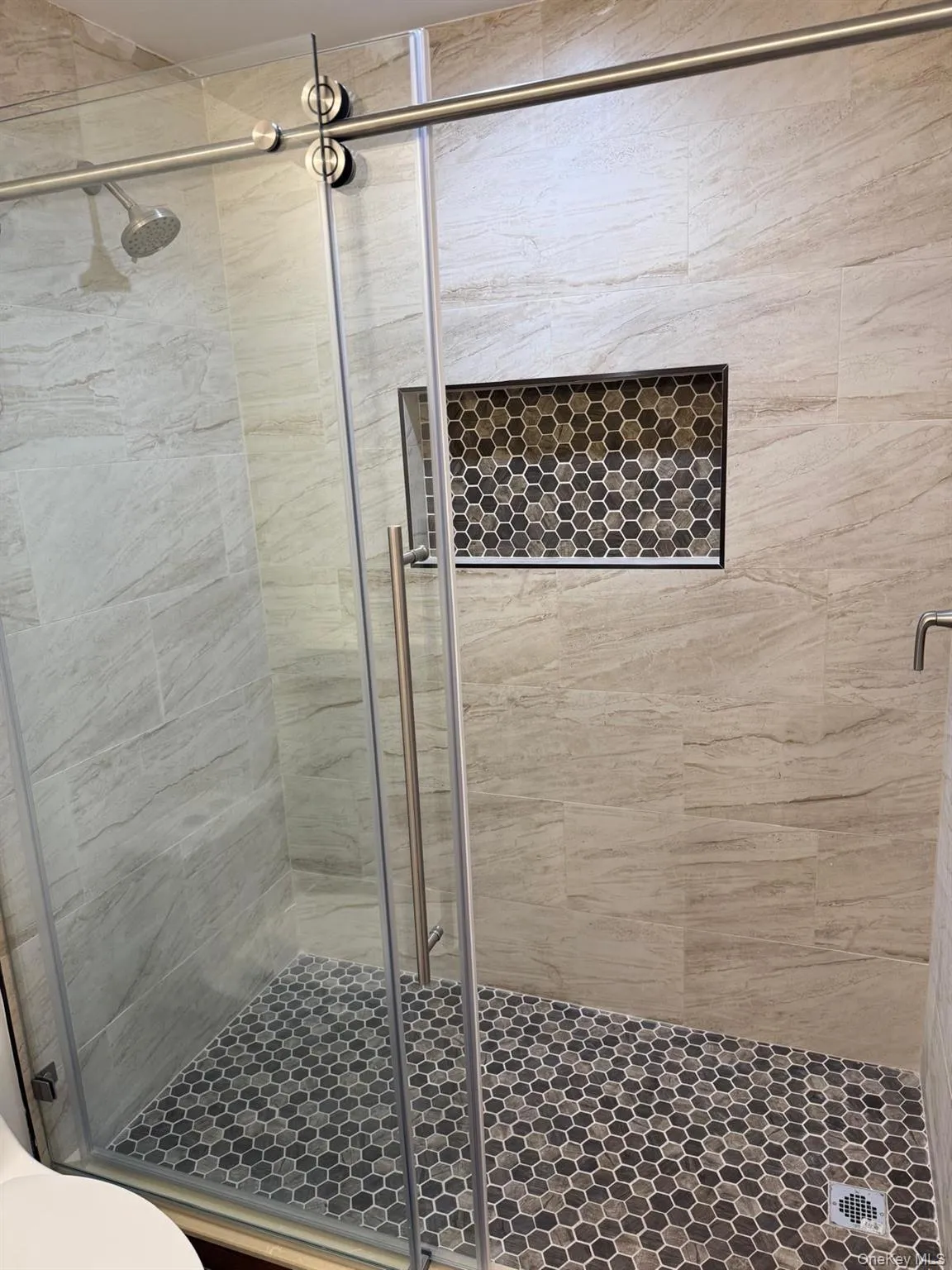 27 Hickory Avenue, Brookhaven, NY, 3 Bedrooms Bedrooms, 6 Rooms Rooms,2 BathroomsBathrooms,Residential,For Rent,Hickory,0,1021469 27 Hickory Avenue, Brookhaven, NY, 3 Bedrooms Bedrooms, 6 Rooms Rooms,2 BathroomsBathrooms,Residential,For Rent,Hickory,0,1021469