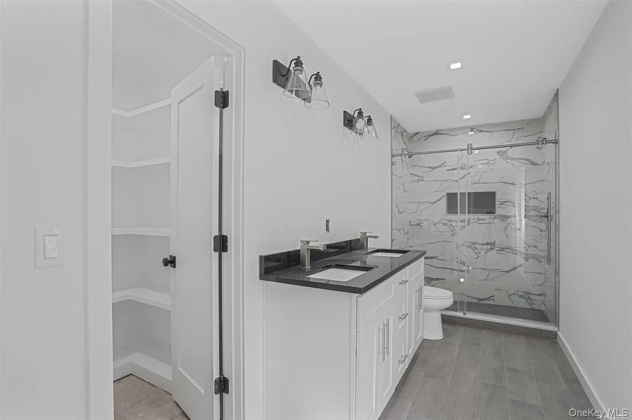 27 Hickory Avenue, Brookhaven, NY, 3 Bedrooms Bedrooms, 6 Rooms Rooms,2 BathroomsBathrooms,Residential,For Rent,Hickory,0,1021469 27 Hickory Avenue, Brookhaven, NY, 3 Bedrooms Bedrooms, 6 Rooms Rooms,2 BathroomsBathrooms,Residential,For Rent,Hickory,0,1021469