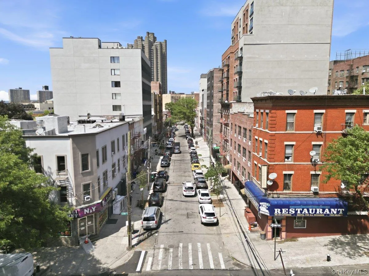 3159 Villa Avenue, New York, NY, 11 Bedrooms Bedrooms, 11 Rooms Rooms,4 BathroomsBathrooms,Residential,For Rent,Villa,0,1021472 3159 Villa Avenue, New York, NY, 11 Bedrooms Bedrooms, 11 Rooms Rooms,4 BathroomsBathrooms,Residential,For Rent,Villa,0,1021472