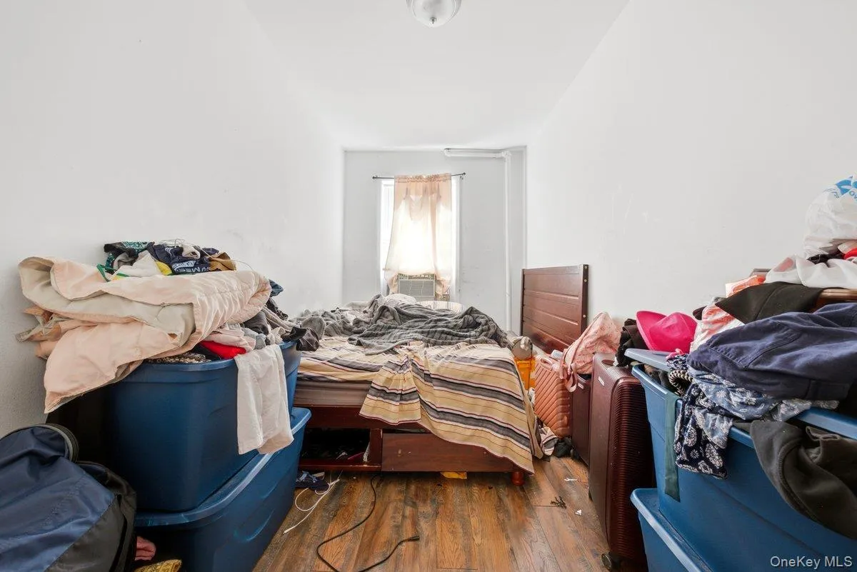 3159 Villa Avenue, New York, NY, 11 Bedrooms Bedrooms, 11 Rooms Rooms,4 BathroomsBathrooms,Residential,For Rent,Villa,0,1021472 3159 Villa Avenue, New York, NY, 11 Bedrooms Bedrooms, 11 Rooms Rooms,4 BathroomsBathrooms,Residential,For Rent,Villa,0,1021472