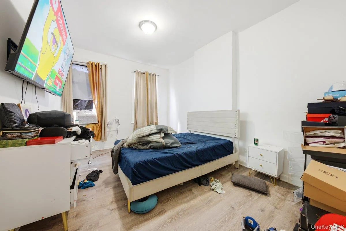 3159 Villa Avenue, New York, NY, 11 Bedrooms Bedrooms, 11 Rooms Rooms,4 BathroomsBathrooms,Residential,For Rent,Villa,0,1021472 3159 Villa Avenue, New York, NY, 11 Bedrooms Bedrooms, 11 Rooms Rooms,4 BathroomsBathrooms,Residential,For Rent,Villa,0,1021472