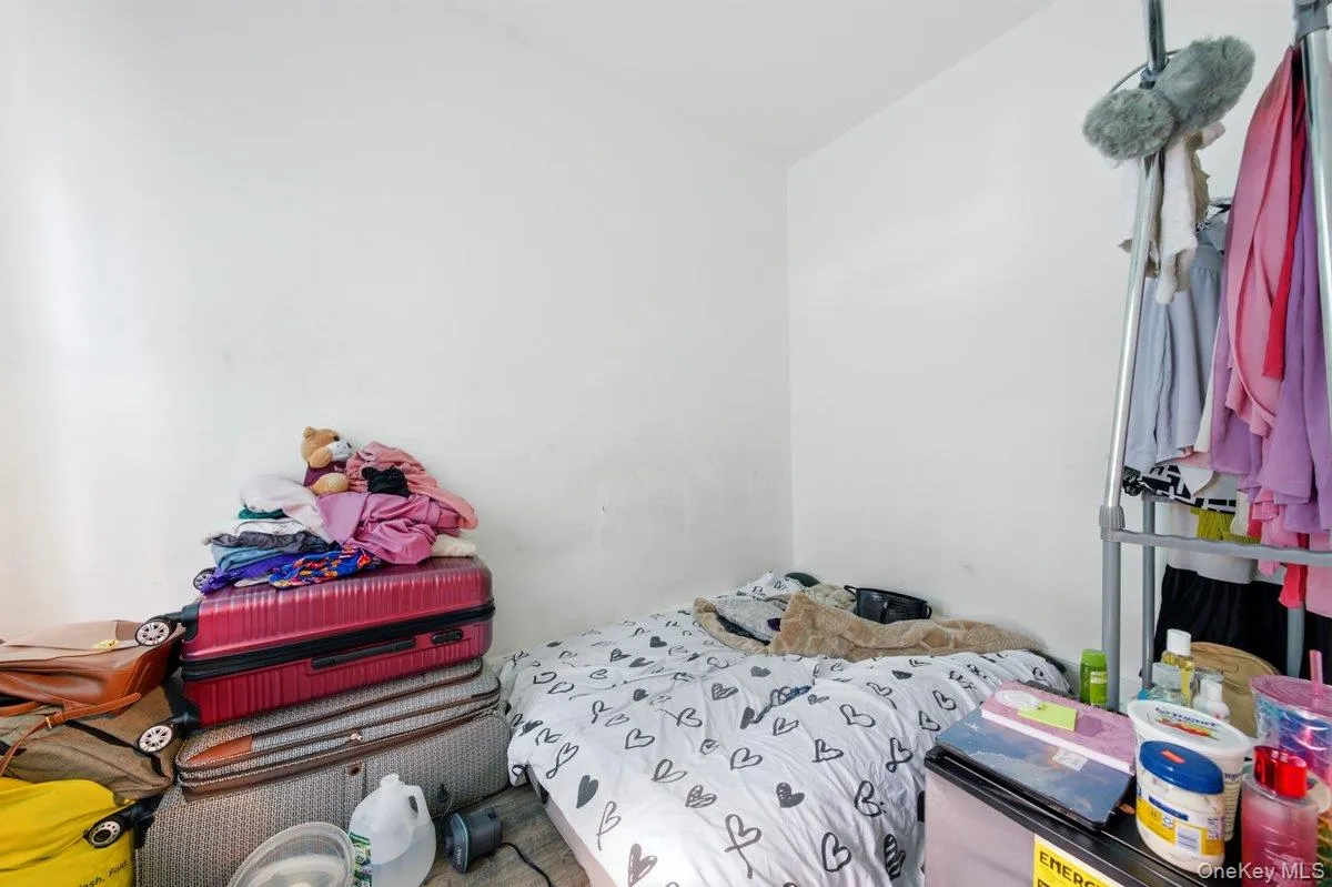 3159 Villa Avenue, New York, NY, 11 Bedrooms Bedrooms, 11 Rooms Rooms,4 BathroomsBathrooms,Residential,For Rent,Villa,0,1021472 3159 Villa Avenue, New York, NY, 11 Bedrooms Bedrooms, 11 Rooms Rooms,4 BathroomsBathrooms,Residential,For Rent,Villa,0,1021472