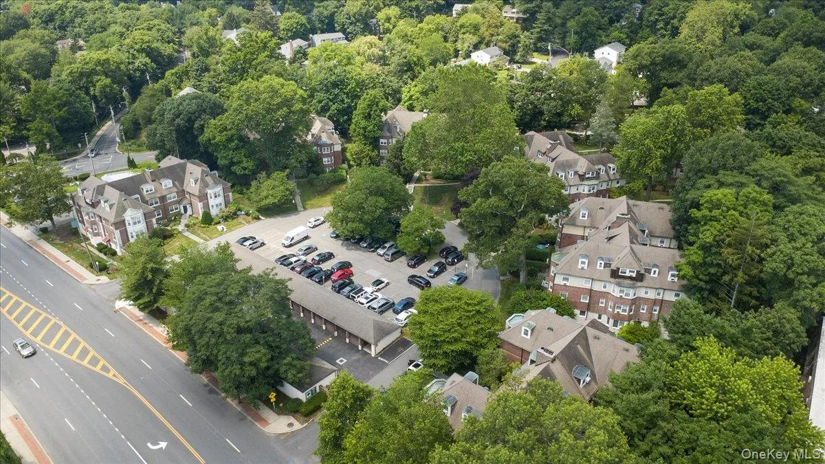 13 Campus Place, Greenburgh, NY, 2 Bedrooms Bedrooms, 5 Rooms Rooms,2 BathroomsBathrooms,Residential,For Rent,Campus,0,1021477 13 Campus Place, Greenburgh, NY, 2 Bedrooms Bedrooms, 5 Rooms Rooms,2 BathroomsBathrooms,Residential,For Rent,Campus,0,1021477