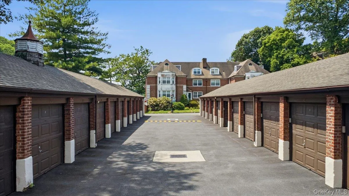 13 Campus Place, Greenburgh, NY, 2 Bedrooms Bedrooms, 5 Rooms Rooms,2 BathroomsBathrooms,Residential,For Rent,Campus,0,1021477 13 Campus Place, Greenburgh, NY, 2 Bedrooms Bedrooms, 5 Rooms Rooms,2 BathroomsBathrooms,Residential,For Rent,Campus,0,1021477