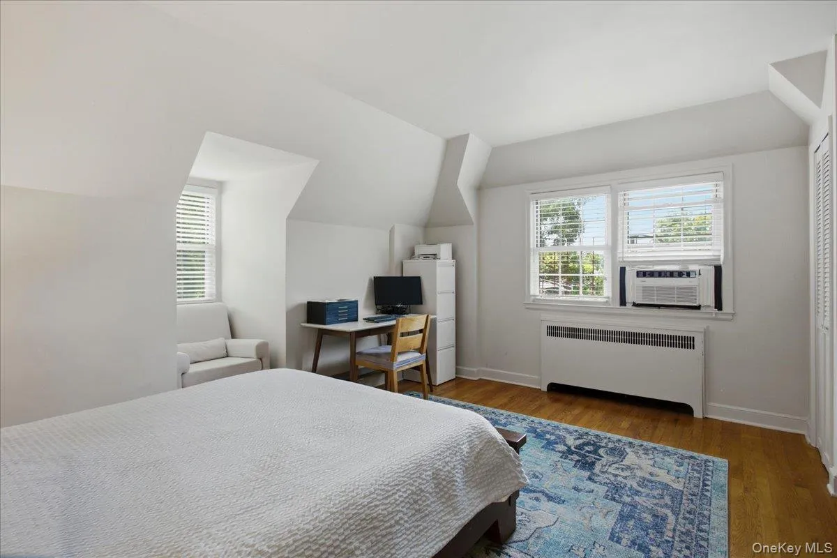 13 Campus Place, Greenburgh, NY, 2 Bedrooms Bedrooms, 5 Rooms Rooms,2 BathroomsBathrooms,Residential,For Rent,Campus,0,1021477 13 Campus Place, Greenburgh, NY, 2 Bedrooms Bedrooms, 5 Rooms Rooms,2 BathroomsBathrooms,Residential,For Rent,Campus,0,1021477