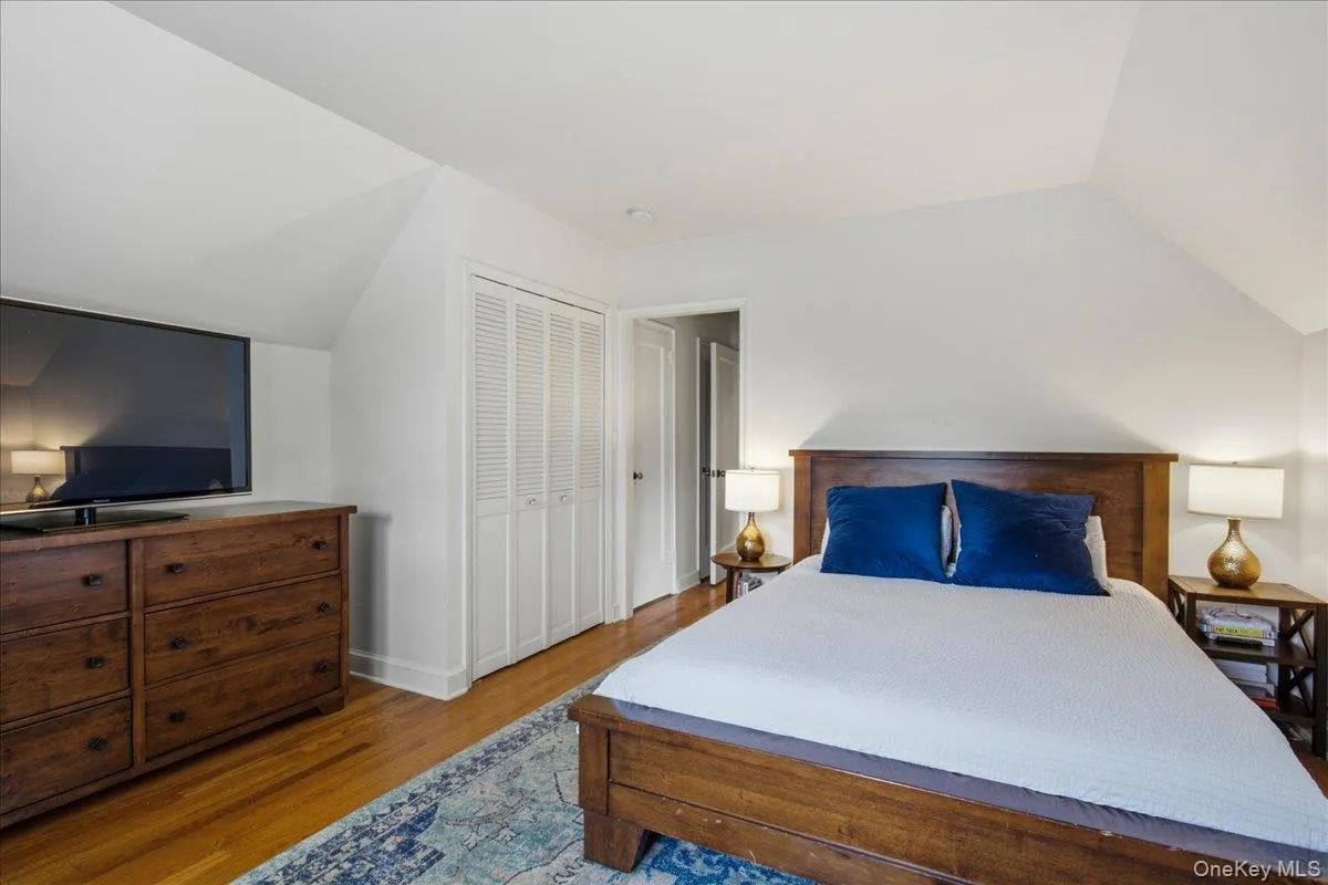 13 Campus Place, Greenburgh, NY, 2 Bedrooms Bedrooms, 5 Rooms Rooms,2 BathroomsBathrooms,Residential,For Rent,Campus,0,1021477 13 Campus Place, Greenburgh, NY, 2 Bedrooms Bedrooms, 5 Rooms Rooms,2 BathroomsBathrooms,Residential,For Rent,Campus,0,1021477