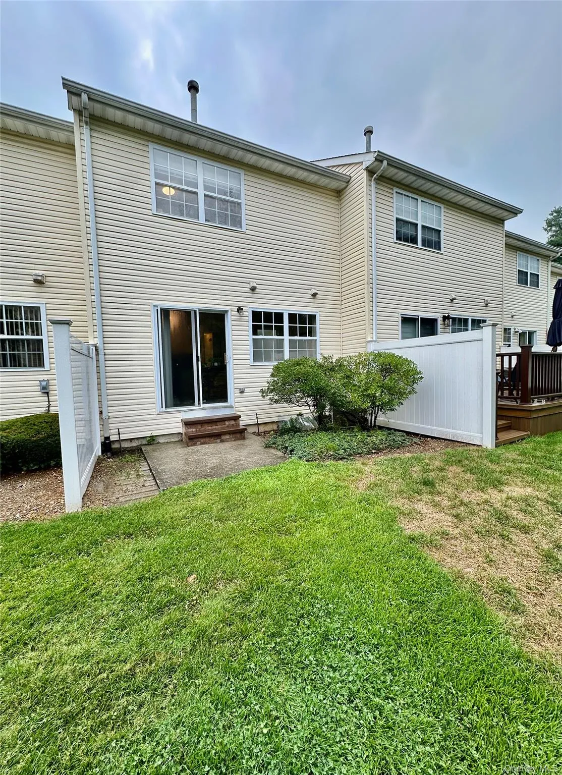 1027 Jerusalem Avenue, Hempstead, NY, 2 Bedrooms Bedrooms, 4 Rooms Rooms,1 BathroomBathrooms,Residential,For Rent,Jerusalem,0,1021481 1027 Jerusalem Avenue, Hempstead, NY, 2 Bedrooms Bedrooms, 4 Rooms Rooms,1 BathroomBathrooms,Residential,For Rent,Jerusalem,0,1021481