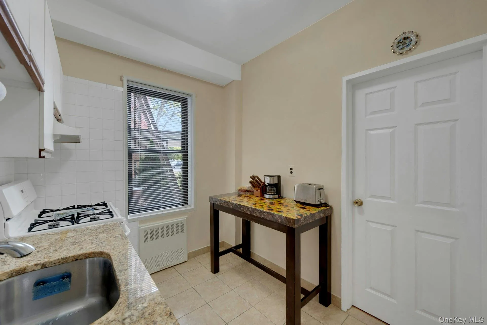 Eat in Kitchen with plenty of space. Eat in Kitchen with plenty of space.