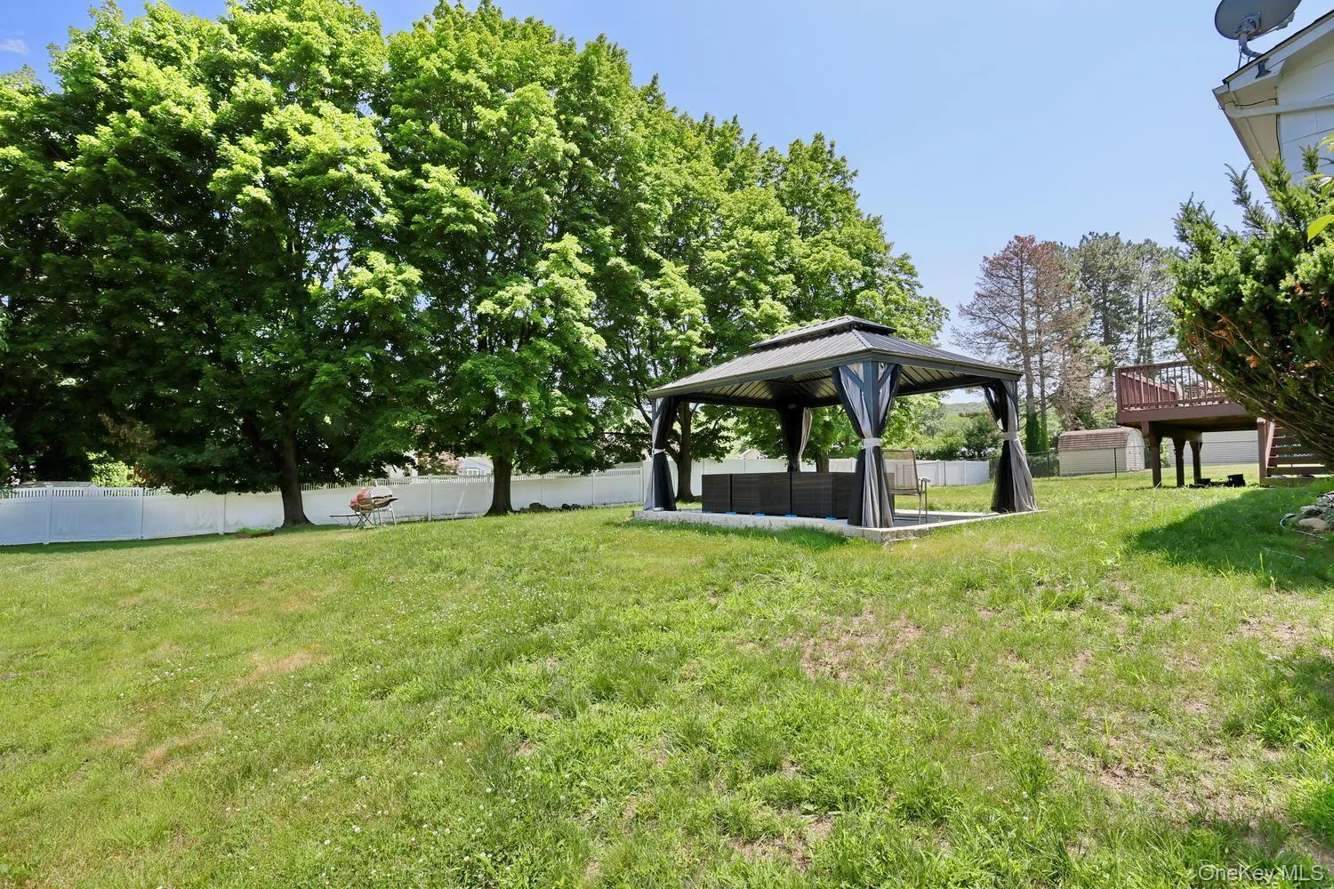 20 Woodridge Drive, Haverstraw, NY, 5 Bedrooms Bedrooms, 9 Rooms Rooms,2 BathroomsBathrooms,Residential,For Rent,Woodridge,0,1021492 20 Woodridge Drive, Haverstraw, NY, 5 Bedrooms Bedrooms, 9 Rooms Rooms,2 BathroomsBathrooms,Residential,For Rent,Woodridge,0,1021492