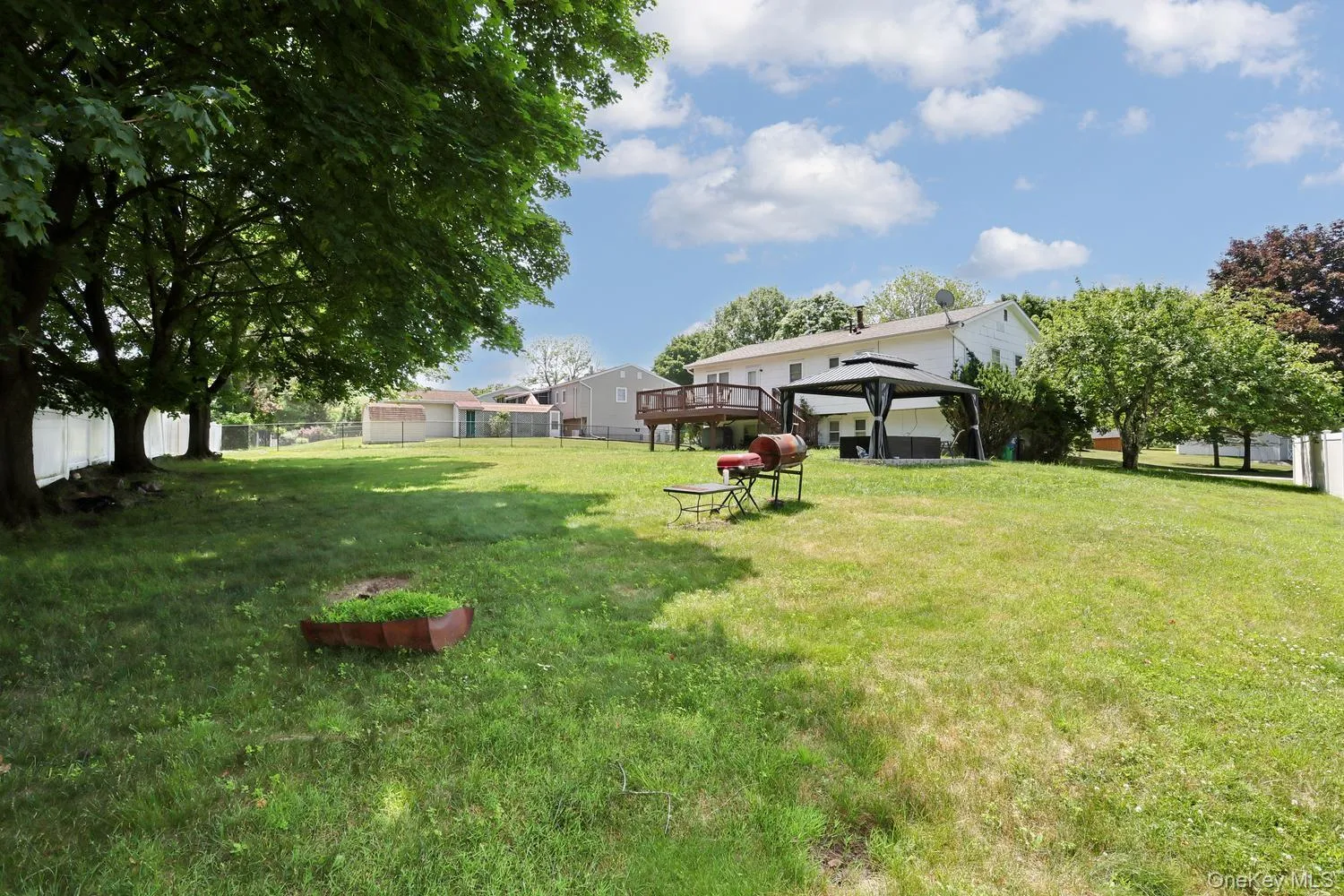20 Woodridge Drive, Haverstraw, NY, 5 Bedrooms Bedrooms, 9 Rooms Rooms,2 BathroomsBathrooms,Residential,For Rent,Woodridge,0,1021492 20 Woodridge Drive, Haverstraw, NY, 5 Bedrooms Bedrooms, 9 Rooms Rooms,2 BathroomsBathrooms,Residential,For Rent,Woodridge,0,1021492