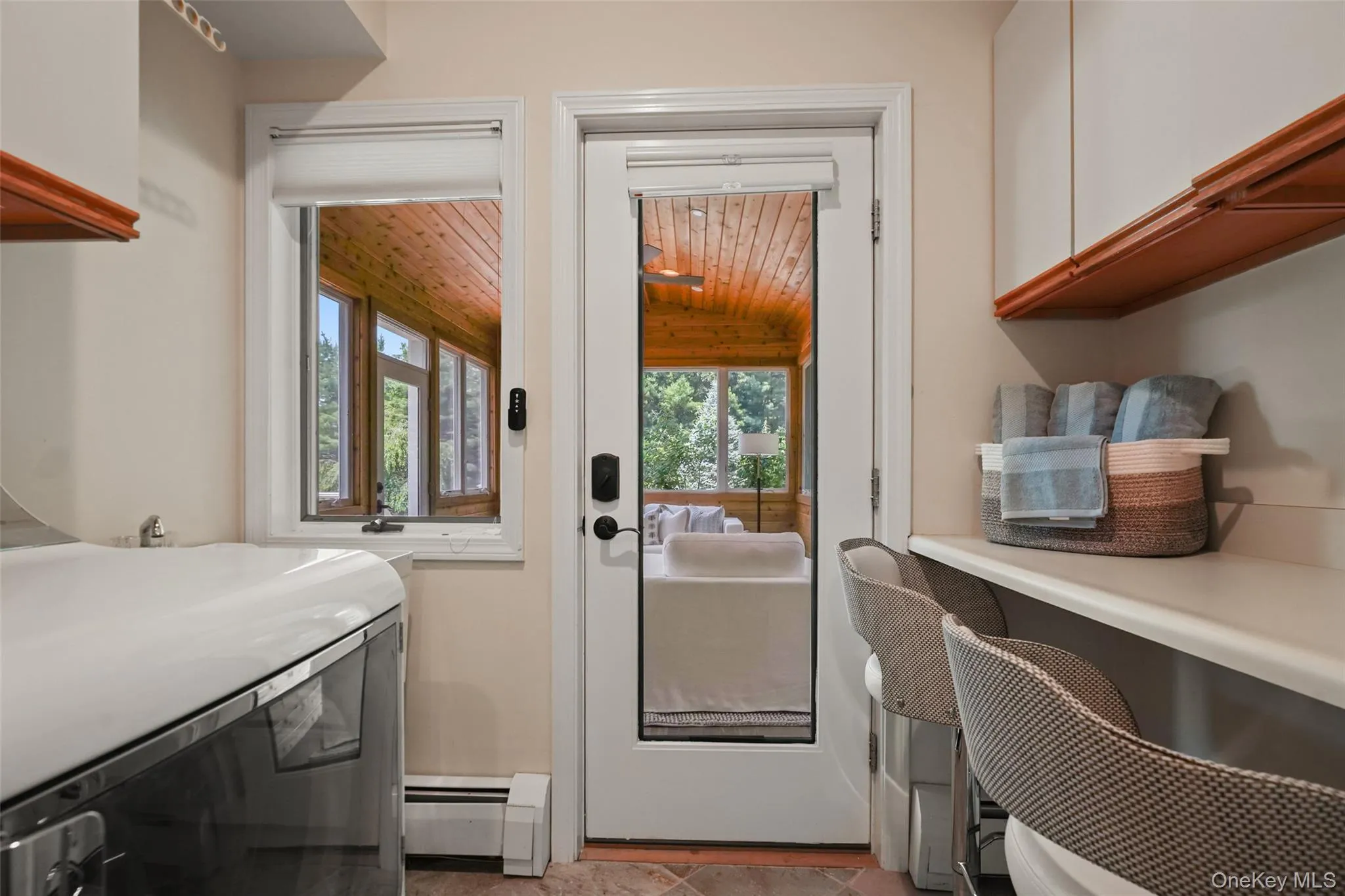10 Crestview Drive, Mount Pleasant, NY, 4 Bedrooms Bedrooms, 10 Rooms Rooms,3 BathroomsBathrooms,Residential,For Rent,Crestview,0,1021493 10 Crestview Drive, Mount Pleasant, NY, 4 Bedrooms Bedrooms, 10 Rooms Rooms,3 BathroomsBathrooms,Residential,For Rent,Crestview,0,1021493