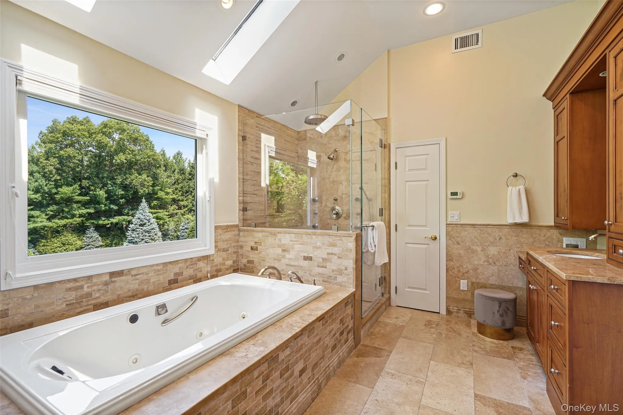 10 Crestview Drive, Mount Pleasant, NY, 4 Bedrooms Bedrooms, 10 Rooms Rooms,3 BathroomsBathrooms,Residential,For Rent,Crestview,0,1021493 10 Crestview Drive, Mount Pleasant, NY, 4 Bedrooms Bedrooms, 10 Rooms Rooms,3 BathroomsBathrooms,Residential,For Rent,Crestview,0,1021493
