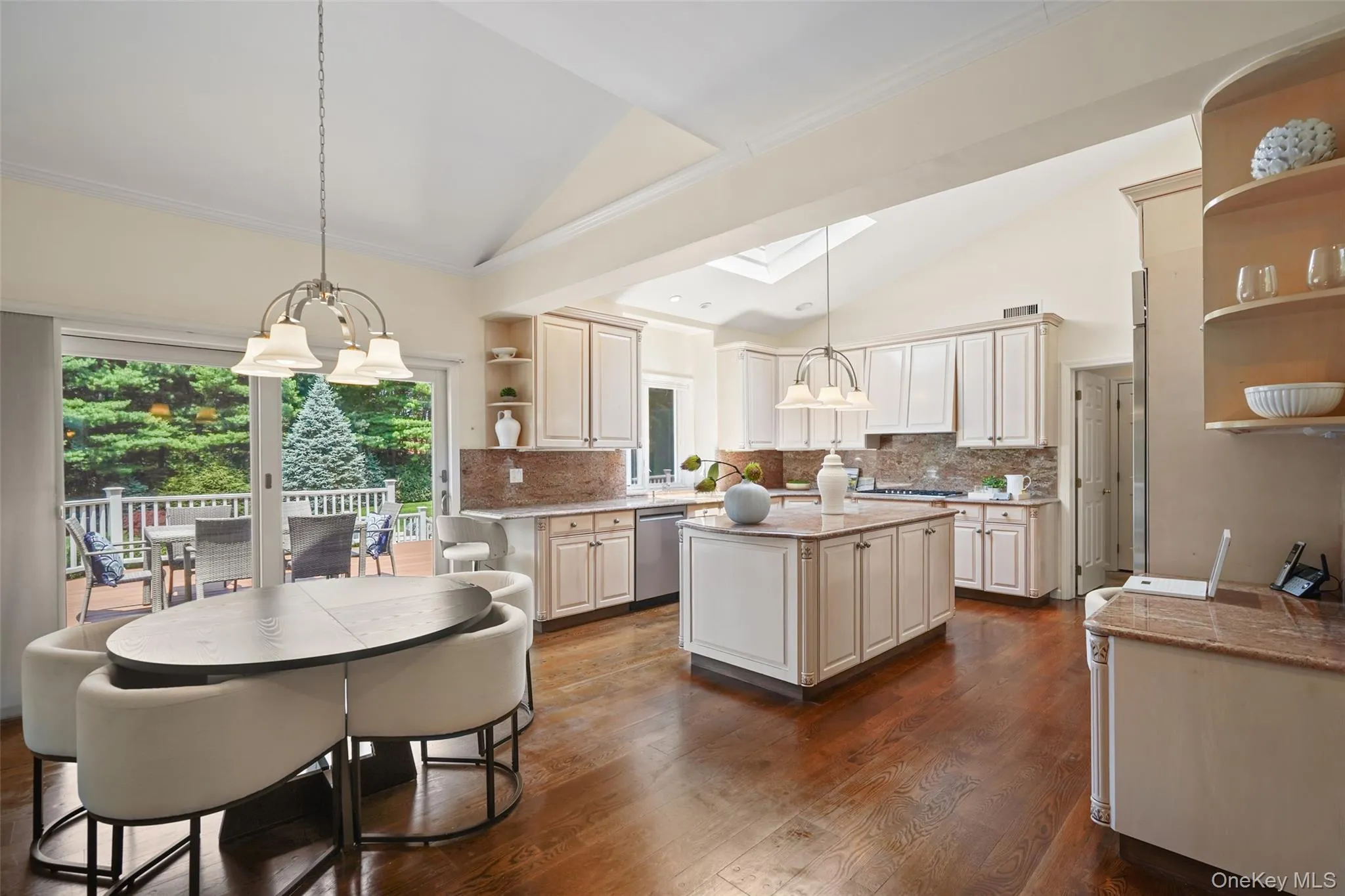 10 Crestview Drive, Mount Pleasant, NY, 4 Bedrooms Bedrooms, 10 Rooms Rooms,3 BathroomsBathrooms,Residential,For Rent,Crestview,0,1021493 10 Crestview Drive, Mount Pleasant, NY, 4 Bedrooms Bedrooms, 10 Rooms Rooms,3 BathroomsBathrooms,Residential,For Rent,Crestview,0,1021493