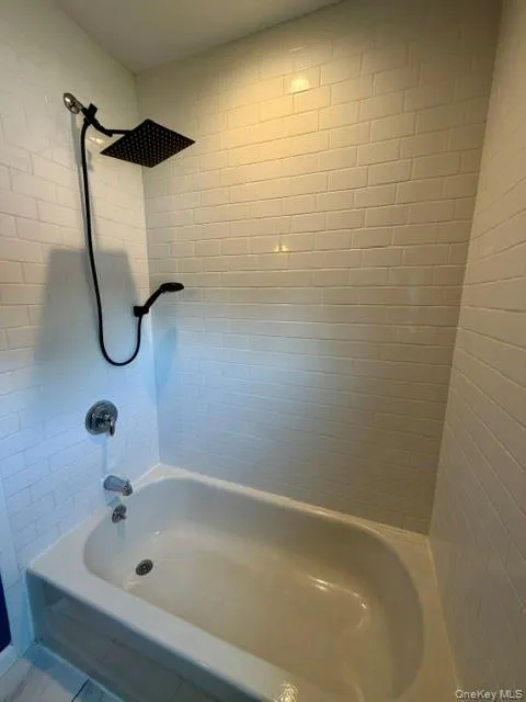 15 Comet Place, Brookhaven, NY, 3 Bedrooms Bedrooms, 6 Rooms Rooms,2 BathroomsBathrooms,Residential,For Rent,Comet,0,1021494 15 Comet Place, Brookhaven, NY, 3 Bedrooms Bedrooms, 6 Rooms Rooms,2 BathroomsBathrooms,Residential,For Rent,Comet,0,1021494