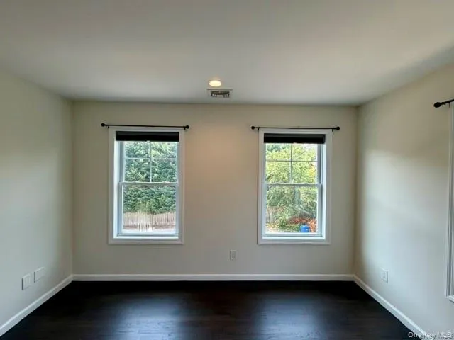 15 Comet Place, Brookhaven, NY, 3 Bedrooms Bedrooms, 6 Rooms Rooms,2 BathroomsBathrooms,Residential,For Rent,Comet,0,1021494 15 Comet Place, Brookhaven, NY, 3 Bedrooms Bedrooms, 6 Rooms Rooms,2 BathroomsBathrooms,Residential,For Rent,Comet,0,1021494