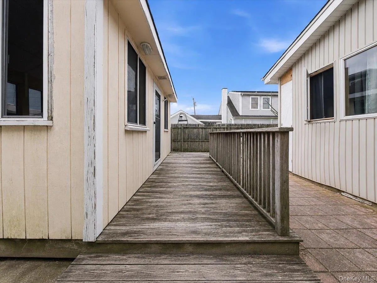 95 Riviera Drive, Babylon, NY, 3 Bedrooms Bedrooms, 6 Rooms Rooms,1 BathroomBathrooms,Residential,For Rent,Riviera,0,1021495 95 Riviera Drive, Babylon, NY, 3 Bedrooms Bedrooms, 6 Rooms Rooms,1 BathroomBathrooms,Residential,For Rent,Riviera,0,1021495