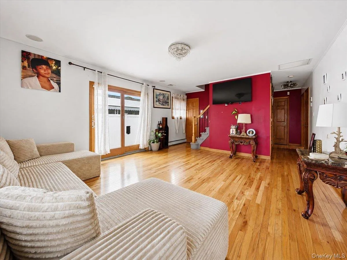 95 Riviera Drive, Babylon, NY, 3 Bedrooms Bedrooms, 6 Rooms Rooms,1 BathroomBathrooms,Residential,For Rent,Riviera,0,1021495 95 Riviera Drive, Babylon, NY, 3 Bedrooms Bedrooms, 6 Rooms Rooms,1 BathroomBathrooms,Residential,For Rent,Riviera,0,1021495
