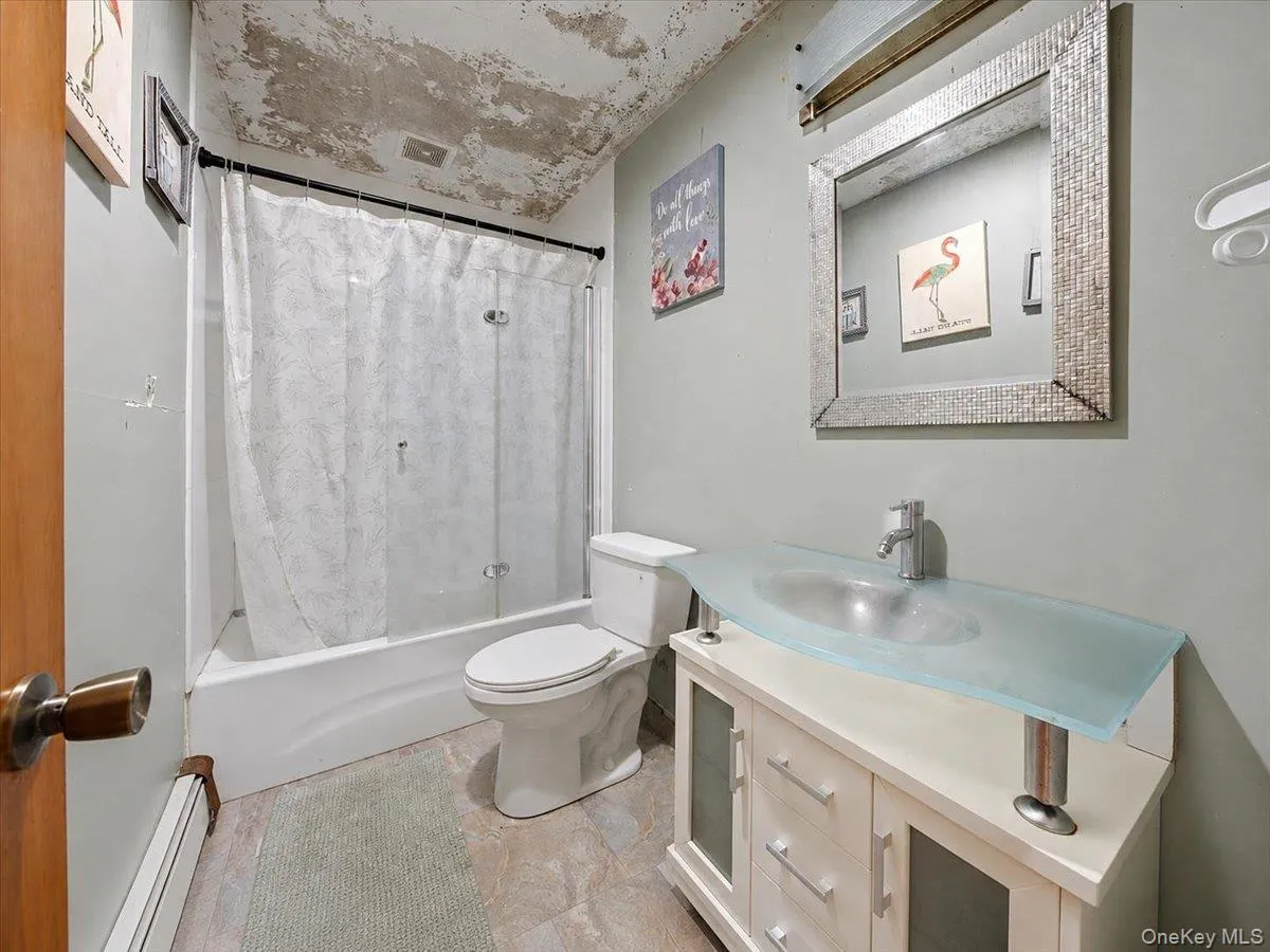95 Riviera Drive, Babylon, NY, 3 Bedrooms Bedrooms, 6 Rooms Rooms,1 BathroomBathrooms,Residential,For Rent,Riviera,0,1021495 95 Riviera Drive, Babylon, NY, 3 Bedrooms Bedrooms, 6 Rooms Rooms,1 BathroomBathrooms,Residential,For Rent,Riviera,0,1021495