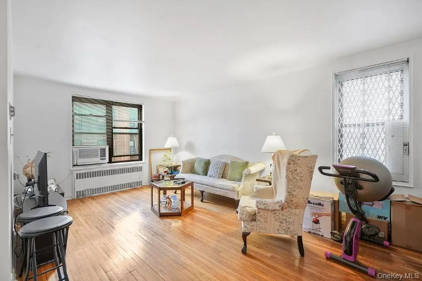 64-00 Saunders Street, New York, NY, 1 Bedroom Bedrooms, 4 Rooms Rooms,1 BathroomBathrooms,Residential,For Rent,Saunders,0,1021501 64-00 Saunders Street, New York, NY, 1 Bedroom Bedrooms, 4 Rooms Rooms,1 BathroomBathrooms,Residential,For Rent,Saunders,0,1021501