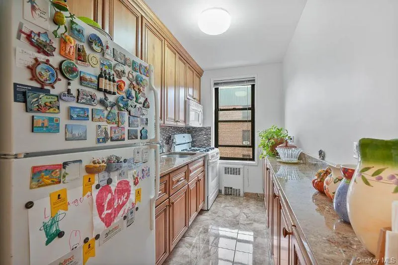 64-00 Saunders Street, New York, NY, 1 Bedroom Bedrooms, 4 Rooms Rooms,1 BathroomBathrooms,Residential,For Rent,Saunders,0,1021501 64-00 Saunders Street, New York, NY, 1 Bedroom Bedrooms, 4 Rooms Rooms,1 BathroomBathrooms,Residential,For Rent,Saunders,0,1021501