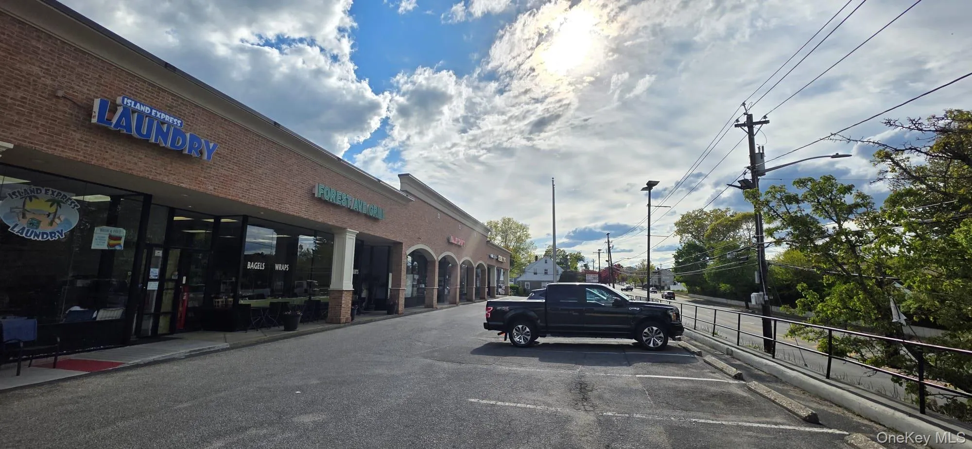 170 Forest Avenue, Glen Cove, NY, ,Commercial Lease,For Rent,Forest,0,1021502 170 Forest Avenue, Glen Cove, NY, ,Commercial Lease,For Rent,Forest,0,1021502