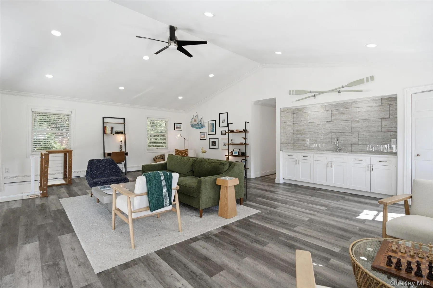 1A Gerald Lane, Southampton, NY, 3 Bedrooms Bedrooms, 10 Rooms Rooms,3 BathroomsBathrooms,Residential Lease,For Rent,Gerald,0,1021509 1A Gerald Lane, Southampton, NY, 3 Bedrooms Bedrooms, 10 Rooms Rooms,3 BathroomsBathrooms,Residential Lease,For Rent,Gerald,0,1021509