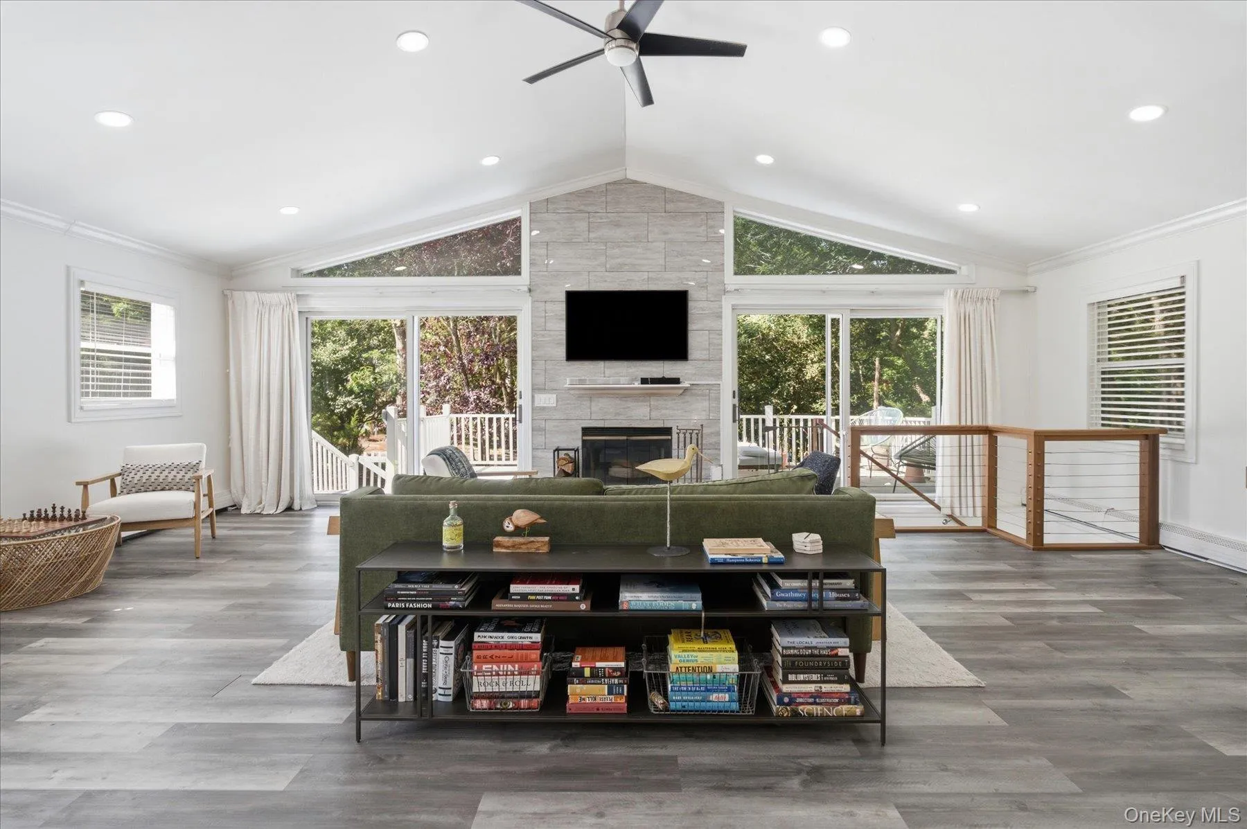 1A Gerald Lane, Southampton, NY, 3 Bedrooms Bedrooms, 10 Rooms Rooms,3 BathroomsBathrooms,Residential Lease,For Rent,Gerald,0,1021509 1A Gerald Lane, Southampton, NY, 3 Bedrooms Bedrooms, 10 Rooms Rooms,3 BathroomsBathrooms,Residential Lease,For Rent,Gerald,0,1021509