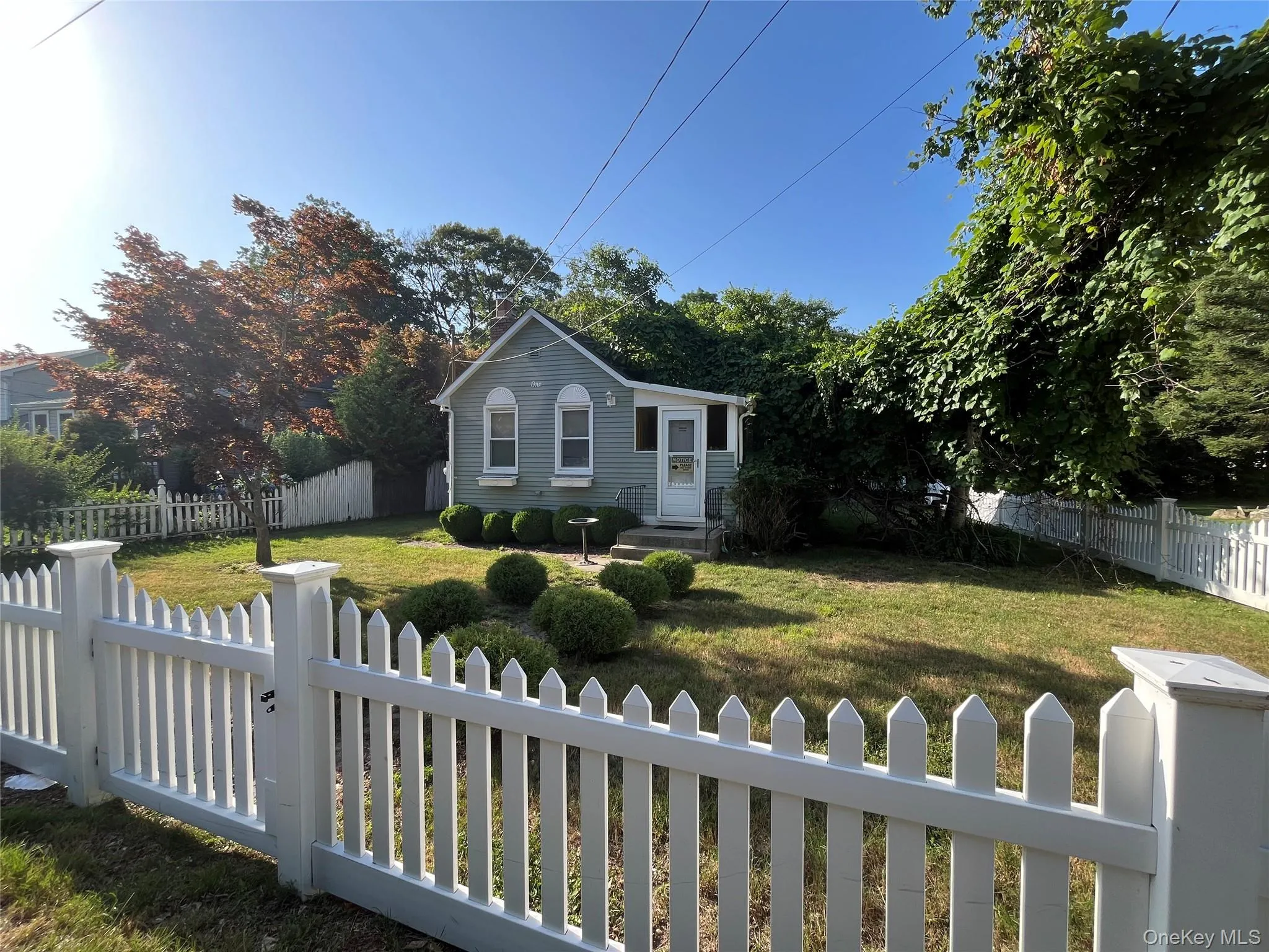1 Saltaire Road, Brookhaven, NY, 2 Bedrooms Bedrooms, 5 Rooms Rooms,1 BathroomBathrooms,Residential,For Rent,Saltaire,0,1021514 1 Saltaire Road, Brookhaven, NY, 2 Bedrooms Bedrooms, 5 Rooms Rooms,1 BathroomBathrooms,Residential,For Rent,Saltaire,0,1021514