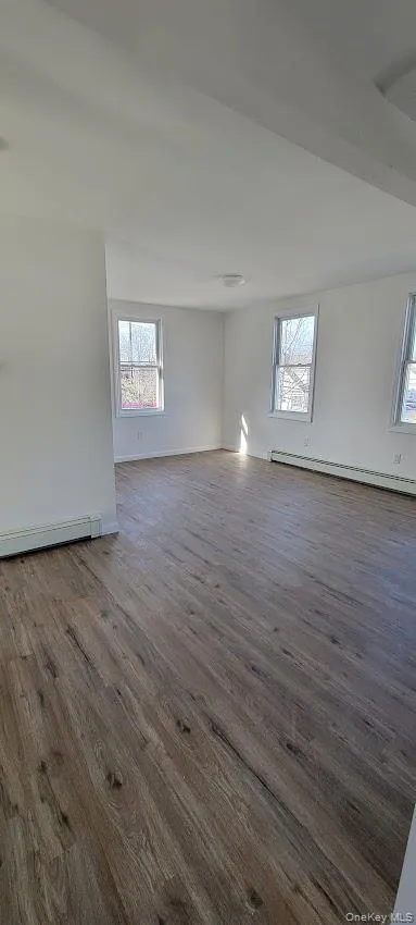 83 Kraemer Street, Oyster Bay, NY, 2 Bedrooms Bedrooms, 5 Rooms Rooms,2 BathroomsBathrooms,Residential Lease,For Rent,Kraemer,0,1021516 83 Kraemer Street, Oyster Bay, NY, 2 Bedrooms Bedrooms, 5 Rooms Rooms,2 BathroomsBathrooms,Residential Lease,For Rent,Kraemer,0,1021516