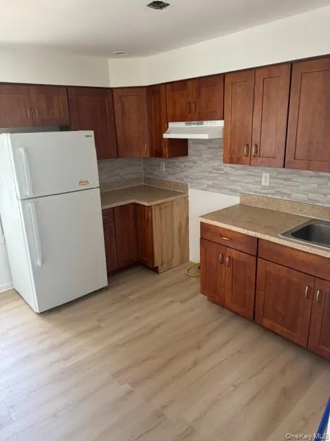 2534 Grand Avenue, Hempstead, NY, 2 Bedrooms Bedrooms, 4 Rooms Rooms,1 BathroomBathrooms,Residential Lease,For Rent,Grand,0,1021517 2534 Grand Avenue, Hempstead, NY, 2 Bedrooms Bedrooms, 4 Rooms Rooms,1 BathroomBathrooms,Residential Lease,For Rent,Grand,0,1021517