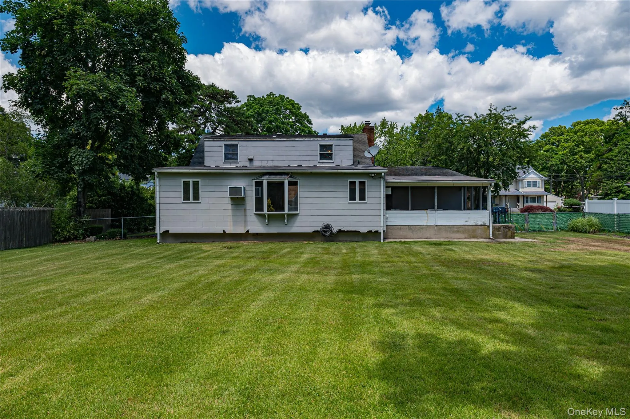 118 Tamarack Street, Islip, NY, 5 Bedrooms Bedrooms, 10 Rooms Rooms,2 BathroomsBathrooms,Residential,For Rent,Tamarack,0,1021519 118 Tamarack Street, Islip, NY, 5 Bedrooms Bedrooms, 10 Rooms Rooms,2 BathroomsBathrooms,Residential,For Rent,Tamarack,0,1021519