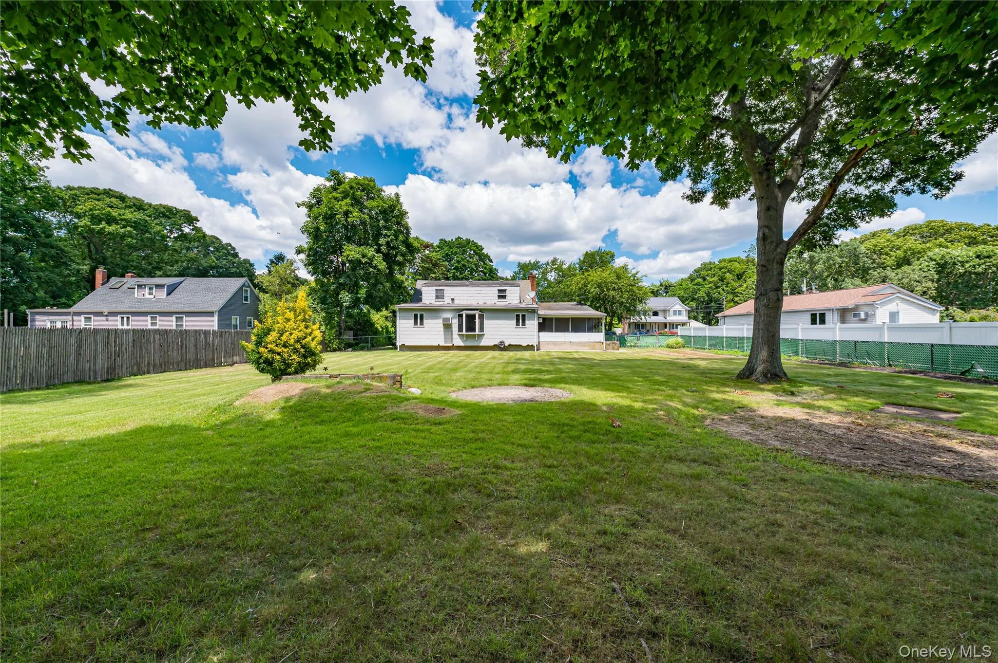 118 Tamarack Street, Islip, NY, 5 Bedrooms Bedrooms, 10 Rooms Rooms,2 BathroomsBathrooms,Residential,For Rent,Tamarack,0,1021519 118 Tamarack Street, Islip, NY, 5 Bedrooms Bedrooms, 10 Rooms Rooms,2 BathroomsBathrooms,Residential,For Rent,Tamarack,0,1021519