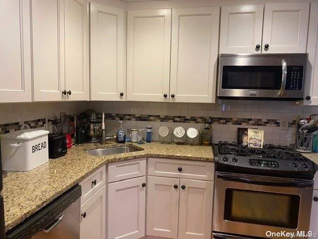 143 Broadway, Long Beach, NY, 3 Bedrooms Bedrooms, 7 Rooms Rooms,2 BathroomsBathrooms,Residential Lease,For Rent,Broadway,0,1021530 143 Broadway, Long Beach, NY, 3 Bedrooms Bedrooms, 7 Rooms Rooms,2 BathroomsBathrooms,Residential Lease,For Rent,Broadway,0,1021530