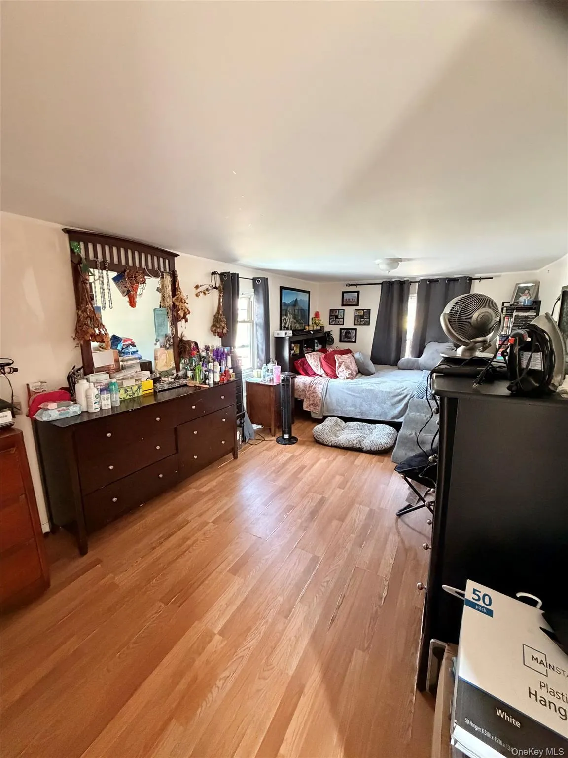 8 Forest Avenue, Middletown, NY, 2 Bedrooms Bedrooms, 5 Rooms Rooms,2 BathroomsBathrooms,Residential,For Rent,Forest,0,1021532 8 Forest Avenue, Middletown, NY, 2 Bedrooms Bedrooms, 5 Rooms Rooms,2 BathroomsBathrooms,Residential,For Rent,Forest,0,1021532