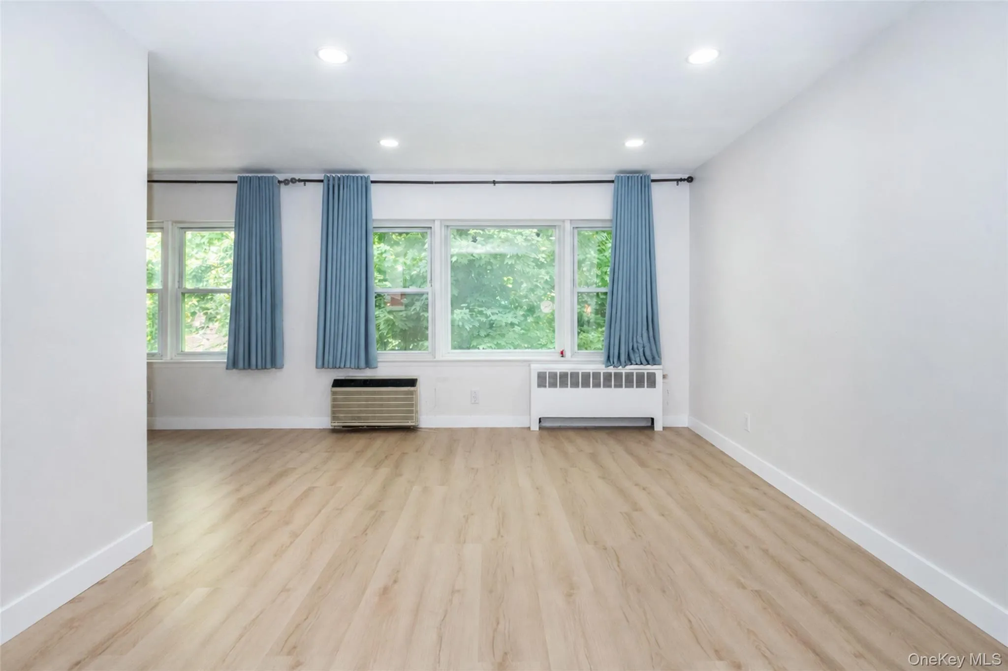 643 Pelham Road, New Rochelle, NY, 1 Bedroom Bedrooms, 3 Rooms Rooms,1 BathroomBathrooms,Residential,For Rent,Pelham,0,1021533 643 Pelham Road, New Rochelle, NY, 1 Bedroom Bedrooms, 3 Rooms Rooms,1 BathroomBathrooms,Residential,For Rent,Pelham,0,1021533
