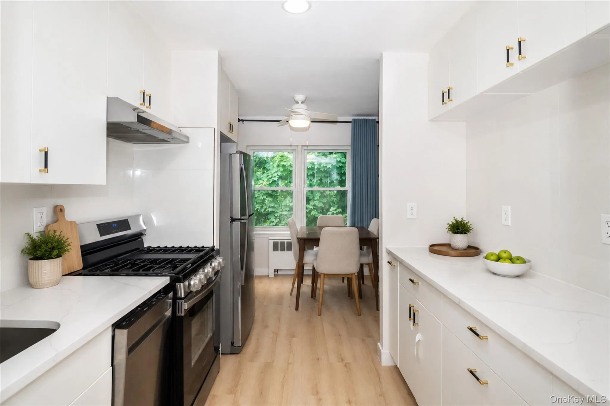 643 Pelham Road, New Rochelle, NY, 1 Bedroom Bedrooms, 3 Rooms Rooms,1 BathroomBathrooms,Residential,For Rent,Pelham,0,1021533 643 Pelham Road, New Rochelle, NY, 1 Bedroom Bedrooms, 3 Rooms Rooms,1 BathroomBathrooms,Residential,For Rent,Pelham,0,1021533