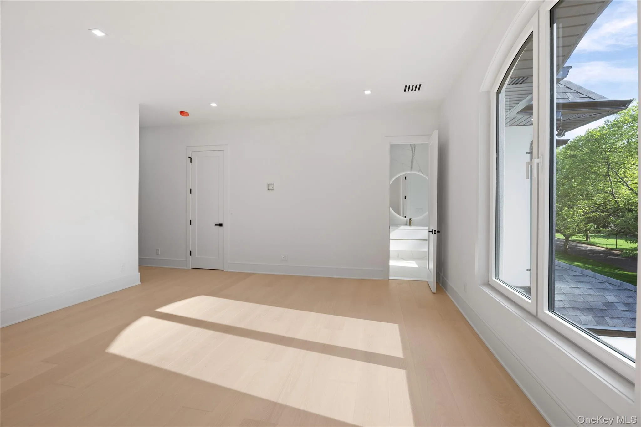5 Somner Drive, Babylon, NY, 6 Bedrooms Bedrooms, 10 Rooms Rooms,6 BathroomsBathrooms,Residential,For Rent,Somner,0,1021536 5 Somner Drive, Babylon, NY, 6 Bedrooms Bedrooms, 10 Rooms Rooms,6 BathroomsBathrooms,Residential,For Rent,Somner,0,1021536