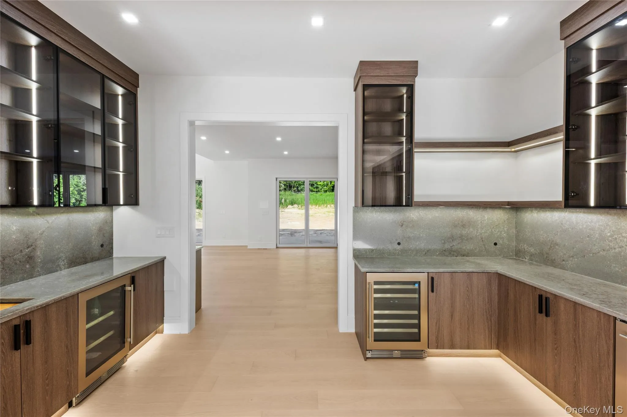 5 Somner Drive, Babylon, NY, 6 Bedrooms Bedrooms, 10 Rooms Rooms,6 BathroomsBathrooms,Residential,For Rent,Somner,0,1021536 5 Somner Drive, Babylon, NY, 6 Bedrooms Bedrooms, 10 Rooms Rooms,6 BathroomsBathrooms,Residential,For Rent,Somner,0,1021536