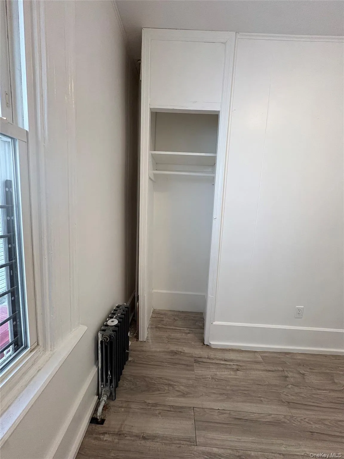 4027 Edson Avenue, New York, NY, 4 Bedrooms Bedrooms, 7 Rooms Rooms,1 BathroomBathrooms,Residential Lease,For Rent,Edson,0,1021540 4027 Edson Avenue, New York, NY, 4 Bedrooms Bedrooms, 7 Rooms Rooms,1 BathroomBathrooms,Residential Lease,For Rent,Edson,0,1021540