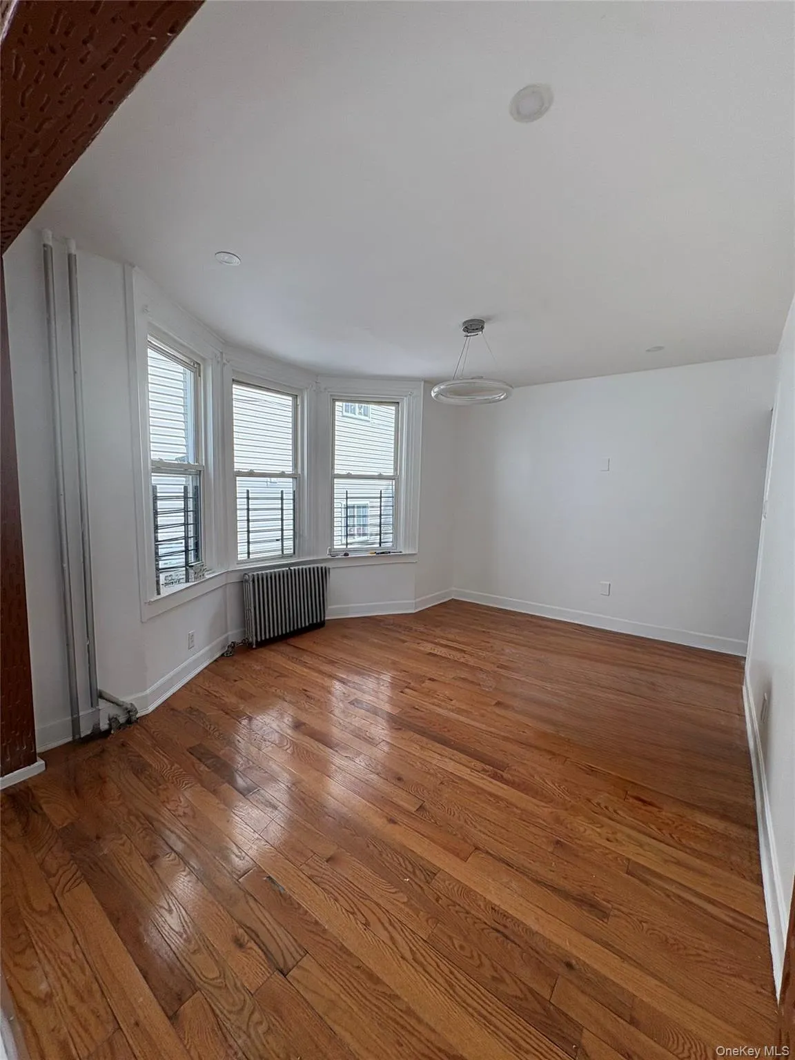 4027 Edson Avenue, New York, NY, 4 Bedrooms Bedrooms, 7 Rooms Rooms,1 BathroomBathrooms,Residential Lease,For Rent,Edson,0,1021540 4027 Edson Avenue, New York, NY, 4 Bedrooms Bedrooms, 7 Rooms Rooms,1 BathroomBathrooms,Residential Lease,For Rent,Edson,0,1021540
