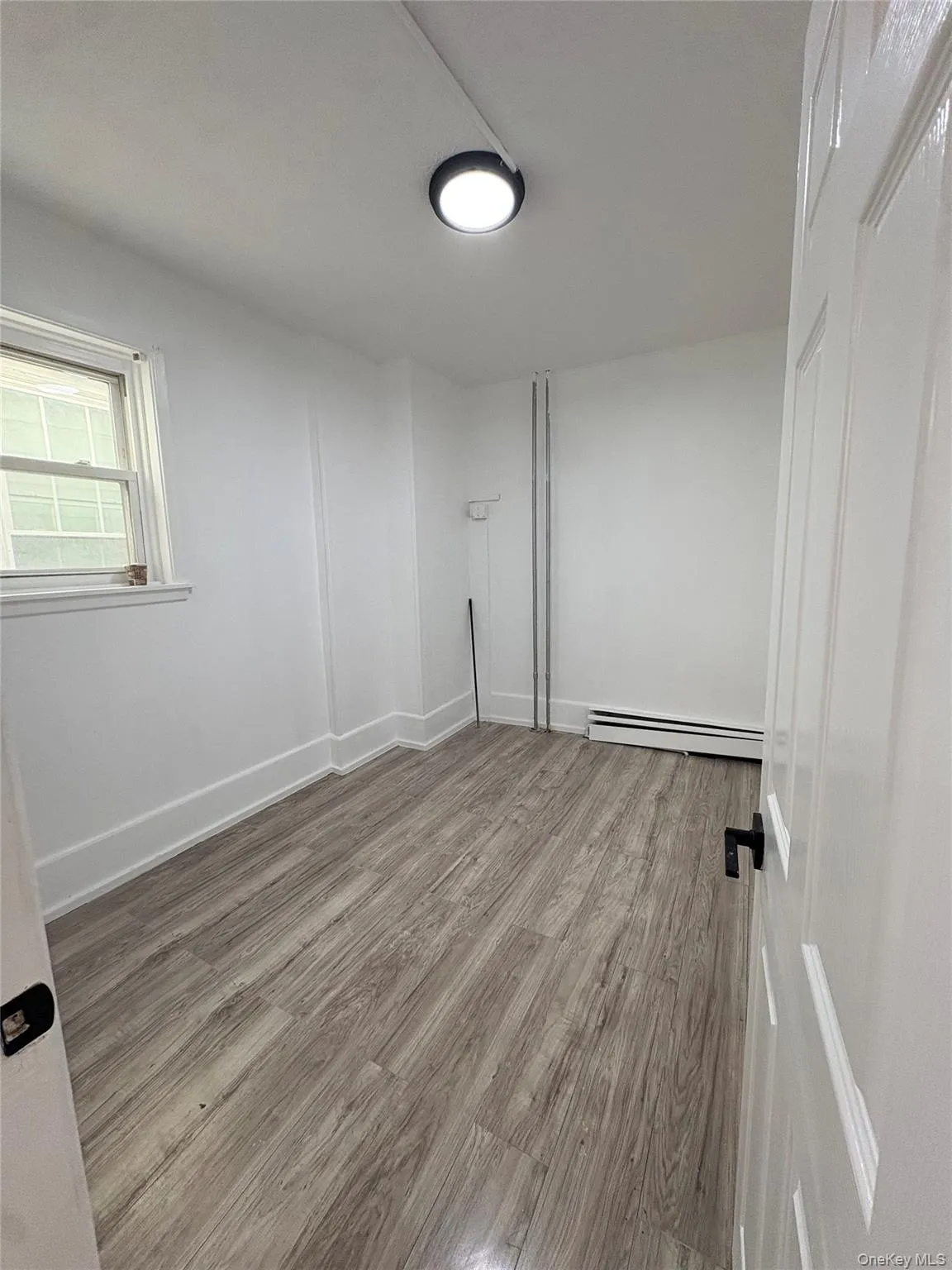 4027 Edson Avenue, New York, NY, 4 Bedrooms Bedrooms, 7 Rooms Rooms,1 BathroomBathrooms,Residential Lease,For Rent,Edson,0,1021540 4027 Edson Avenue, New York, NY, 4 Bedrooms Bedrooms, 7 Rooms Rooms,1 BathroomBathrooms,Residential Lease,For Rent,Edson,0,1021540
