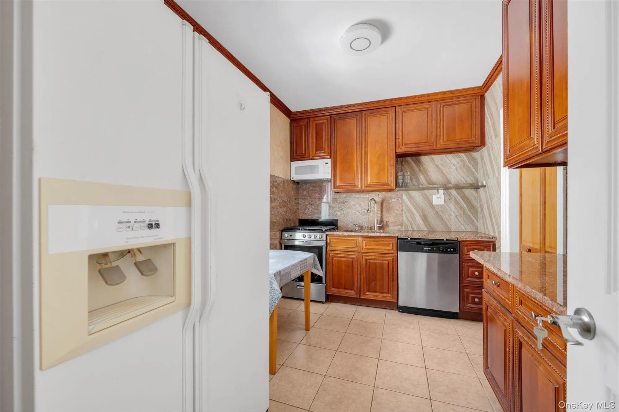 102-06 63 Avenue, New York, NY, 2 Bedrooms Bedrooms, ,1 BathroomBathrooms,Residential Lease,For Rent,63,0,1021541 102-06 63 Avenue, New York, NY, 2 Bedrooms Bedrooms, ,1 BathroomBathrooms,Residential Lease,For Rent,63,0,1021541