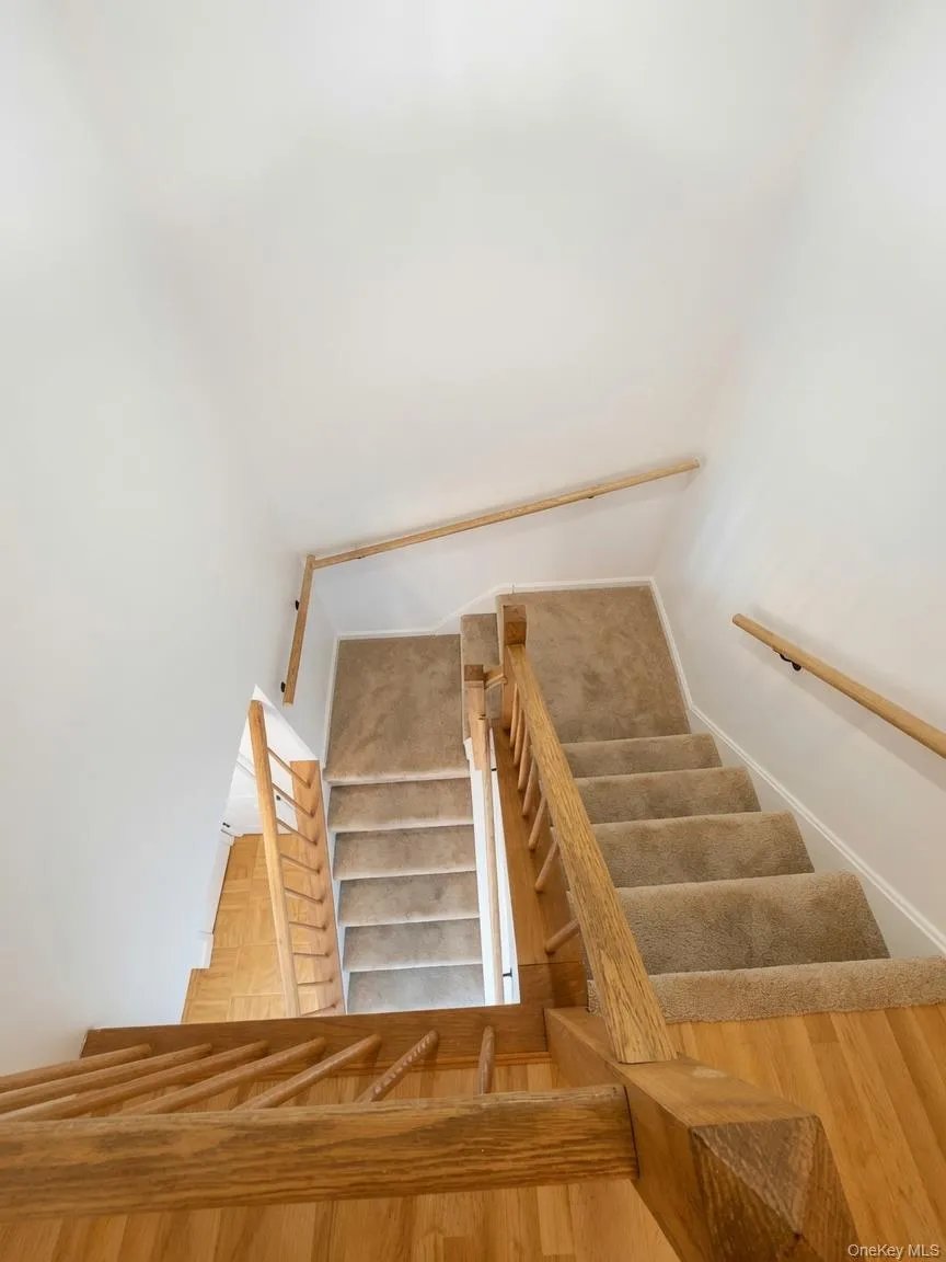 62 Creekside Cir, Ramapo, NY, 3 Bedrooms Bedrooms, 8 Rooms Rooms,1 BathroomBathrooms,Residential,For Rent,Creekside Cir,0,1021550 62 Creekside Cir, Ramapo, NY, 3 Bedrooms Bedrooms, 8 Rooms Rooms,1 BathroomBathrooms,Residential,For Rent,Creekside Cir,0,1021550