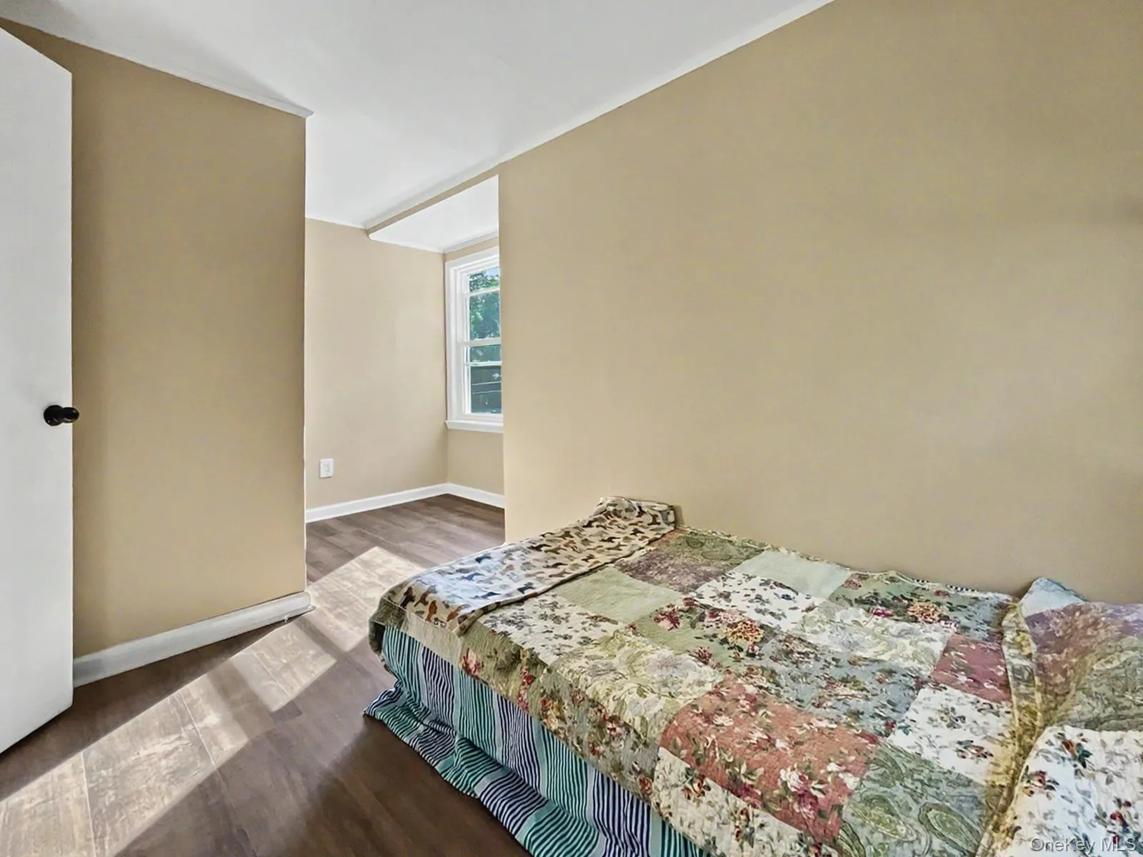 25 Independence Avenue, Middletown, NY, 4 Bedrooms Bedrooms, 7 Rooms Rooms,2 BathroomsBathrooms,Residential,For Rent,Independence,0,1021551 25 Independence Avenue, Middletown, NY, 4 Bedrooms Bedrooms, 7 Rooms Rooms,2 BathroomsBathrooms,Residential,For Rent,Independence,0,1021551