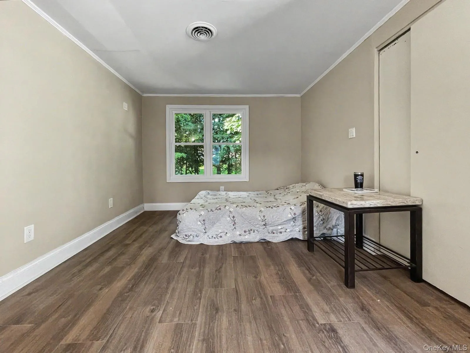 25 Independence Avenue, Middletown, NY, 4 Bedrooms Bedrooms, 7 Rooms Rooms,2 BathroomsBathrooms,Residential,For Rent,Independence,0,1021551 25 Independence Avenue, Middletown, NY, 4 Bedrooms Bedrooms, 7 Rooms Rooms,2 BathroomsBathrooms,Residential,For Rent,Independence,0,1021551