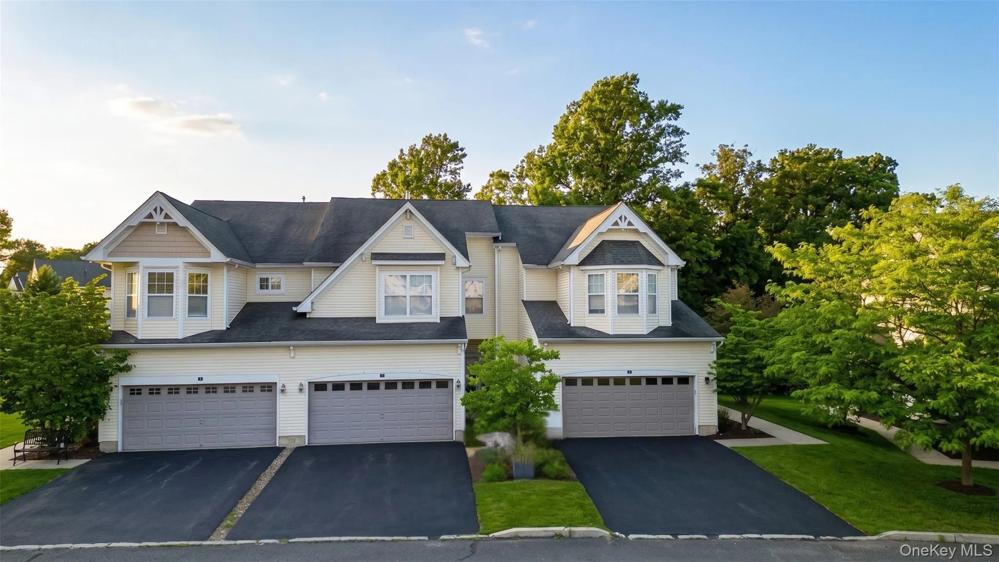 11 Avoncroft Lane, Middletown, NY, 3 Bedrooms Bedrooms, 8 Rooms Rooms,3 BathroomsBathrooms,Residential,For Rent,Avoncroft,0,1021557 11 Avoncroft Lane, Middletown, NY, 3 Bedrooms Bedrooms, 8 Rooms Rooms,3 BathroomsBathrooms,Residential,For Rent,Avoncroft,0,1021557