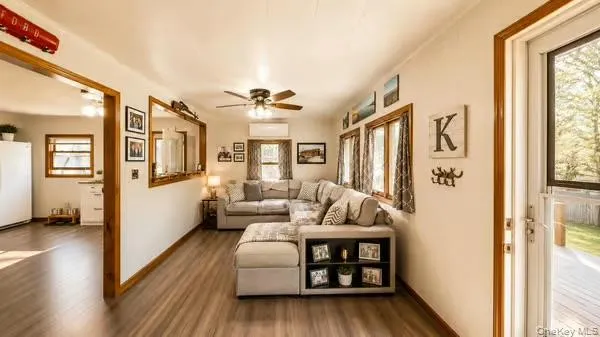 53 Main Street, Mamakating, NY, 3 Bedrooms Bedrooms, 7 Rooms Rooms,1 BathroomBathrooms,Residential,For Rent,Main,0,1021562 53 Main Street, Mamakating, NY, 3 Bedrooms Bedrooms, 7 Rooms Rooms,1 BathroomBathrooms,Residential,For Rent,Main,0,1021562