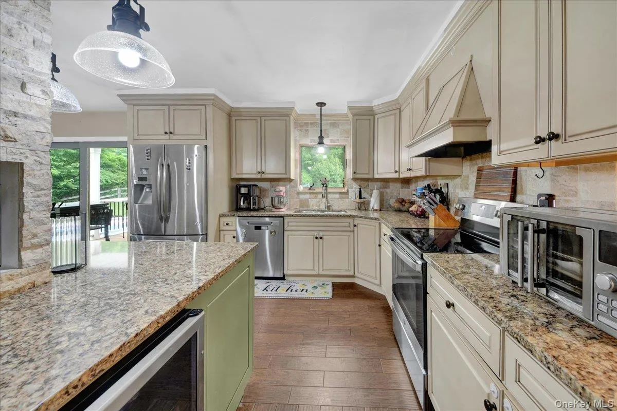 19 Saint Michaels Terrace, Carmel, NY, 3 Bedrooms Bedrooms, 8 Rooms Rooms,2 BathroomsBathrooms,Residential,For Rent,Saint Michaels,0,1021565 19 Saint Michaels Terrace, Carmel, NY, 3 Bedrooms Bedrooms, 8 Rooms Rooms,2 BathroomsBathrooms,Residential,For Rent,Saint Michaels,0,1021565