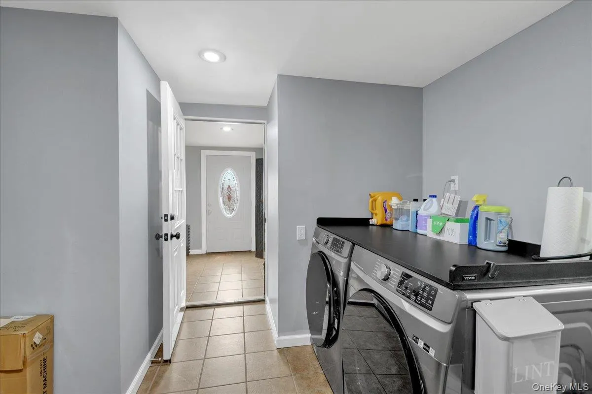 19 Saint Michaels Terrace, Carmel, NY, 3 Bedrooms Bedrooms, 8 Rooms Rooms,2 BathroomsBathrooms,Residential,For Rent,Saint Michaels,0,1021565 19 Saint Michaels Terrace, Carmel, NY, 3 Bedrooms Bedrooms, 8 Rooms Rooms,2 BathroomsBathrooms,Residential,For Rent,Saint Michaels,0,1021565